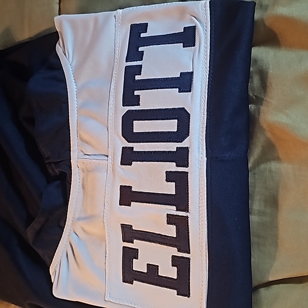 NFL DALLAS COWBOYS EZEKIEL ELLIOTT JERSEY SIZE  XL  NWT